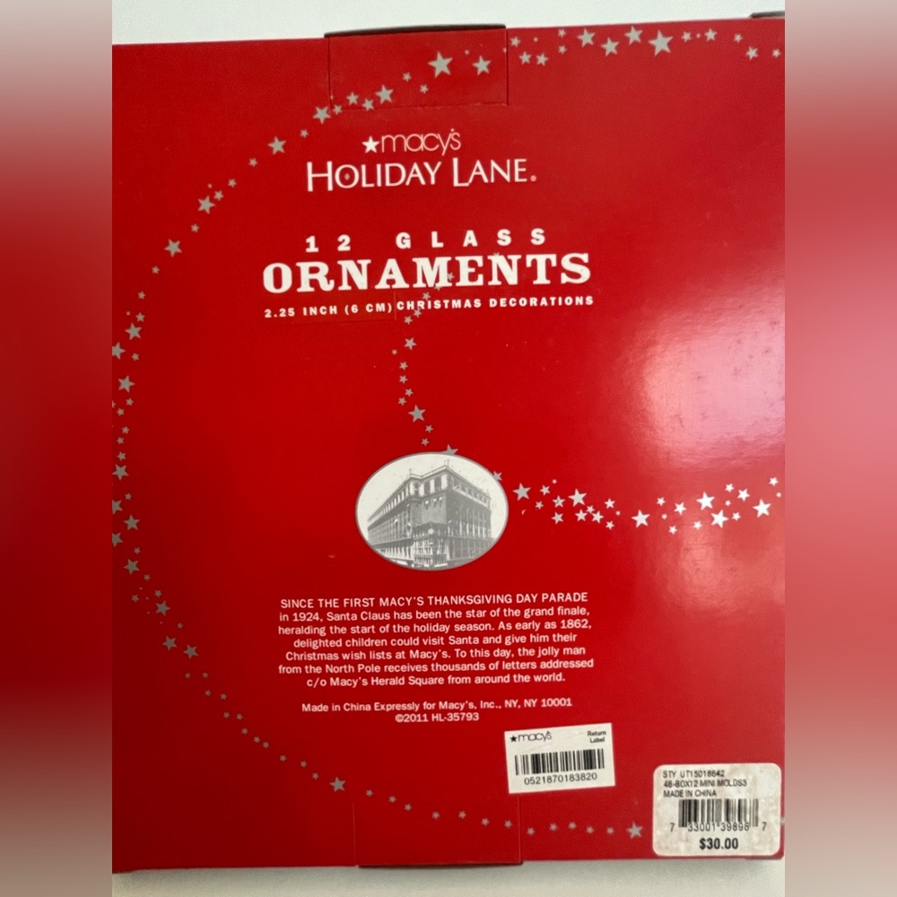 Macy’s glass Christmas ornaments! - Picture 7 of 8